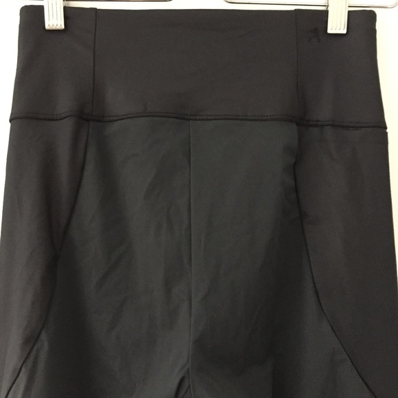 ADAY Throw It Higher Leggings - Picture 11 of 14